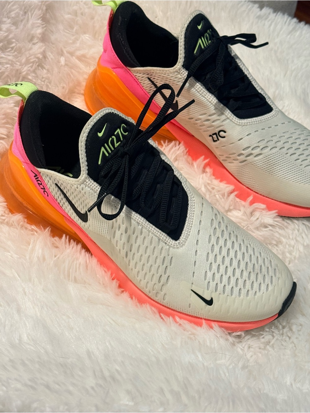 Nike Air Max 270 Women’s Athletic Shoes White Pink Orange Lime Accent - Picture 3 of 7